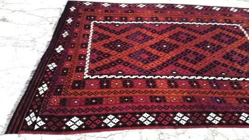 MAGNIFICENT VINTAGE HAND MADE KILIM  3.85 m x 2.56 m EXCELLENT CONDITION!!!!!!!