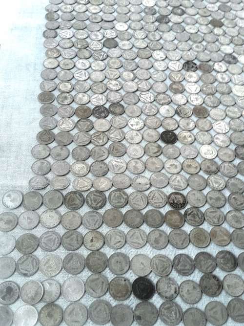 MASSIVE 3D COLLECTION .1951-1961.   930 x UNION  3D's.  1.311 KG's of silver