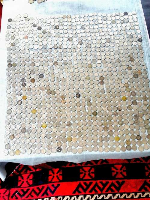 MASSIVE 3D COLLECTION 1920's- 1950 ...  930 x  SA UNION  3D's.  1.311 KG's of silver