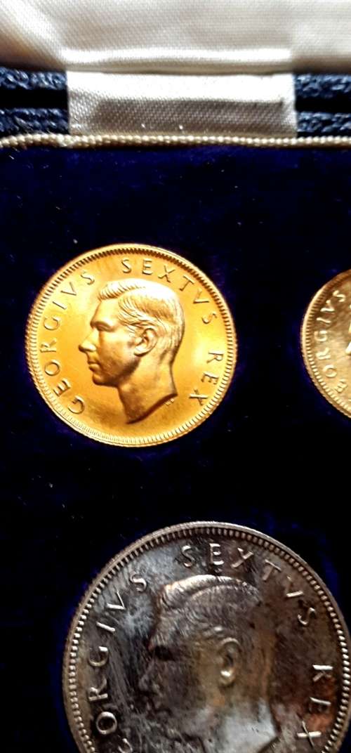1952 SA UNION LONG PROOF SET WITH GOLD POUND AND HALF POUND