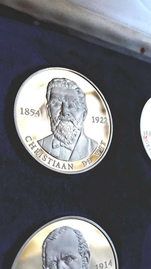 ANGLO BOER WAR GENERALS.  Ltd EDITION.  +- 40 GRAMS STERLING SILVER EACH X 9