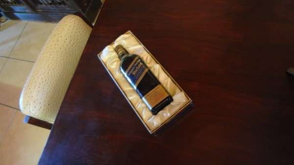 JONNIE WALKER BLUE LABEL...750 ML IN BOX