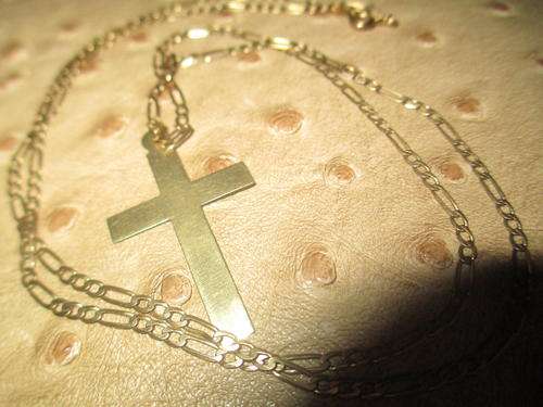 NECKLACE IN SOLID 9 CT GOLD - 2M WIDTH. 58MM LENGTH PLUS GOLD CROSS