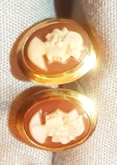 Antique cameo earings set in solid 9 ct gold