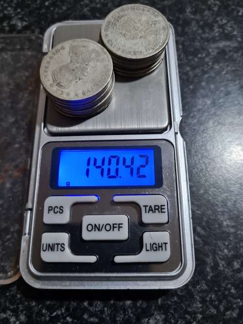 13 x SA UNION 2 SHILLINGS. 1923 -1934 Weight 140,3 grams silver