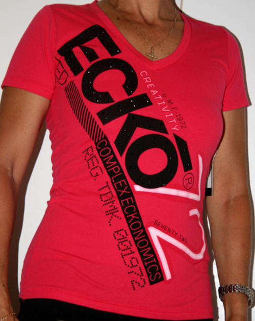 EckoRed - Cerise V neck Logo'ed Tee Shirt - Size Small