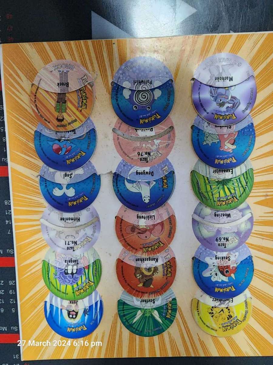 Pokémon Tazos Collectors Album 2 - Incomplete