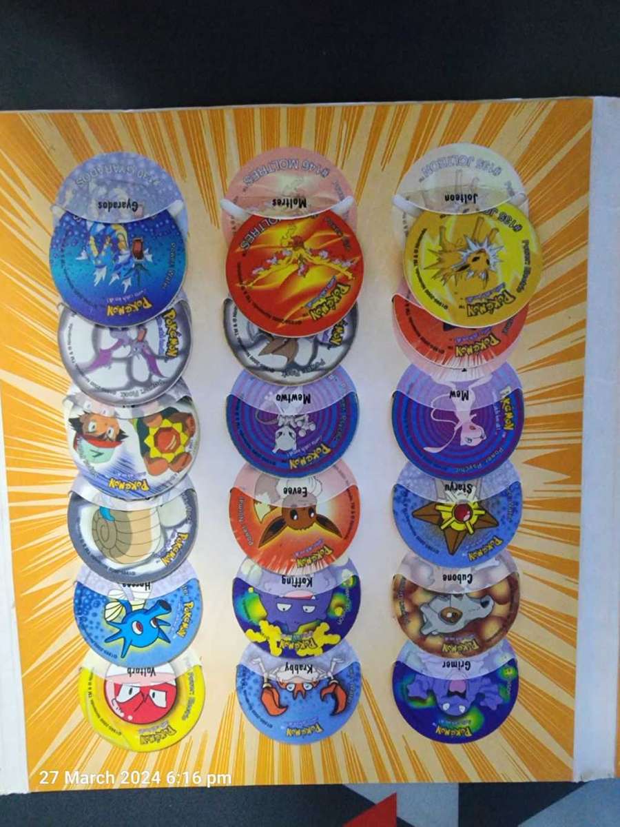 Pokémon Tazos Collectors Album 2 - Incomplete