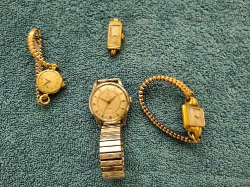 Antique collection of watches
