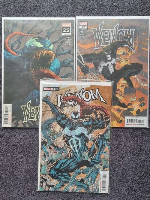 Marvel comics venom bundle 1