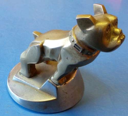 MACK TRUCK BULLDOG HOOD ORNAMENT