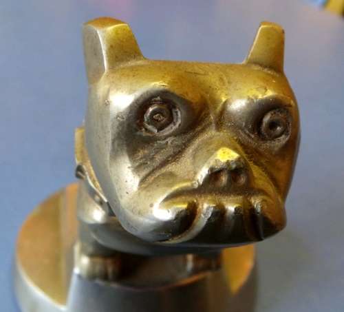 MACK TRUCK BULLDOG HOOD ORNAMENT