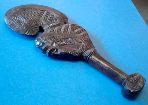 WOODEN MAORI NEW ZEALAND ORNAMENTAL WAHAIKA HAND WEAPON CLUB