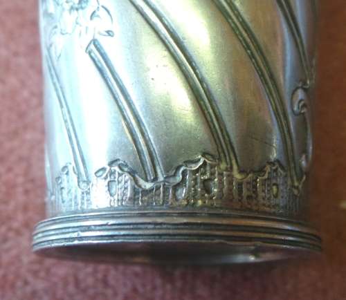 VINTAGE -  POSSIBLY GERMAN 800 SILVER SHOT GLASS. PLEASE READ CAREFULLY