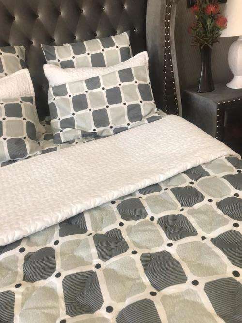 5 Piece comforter