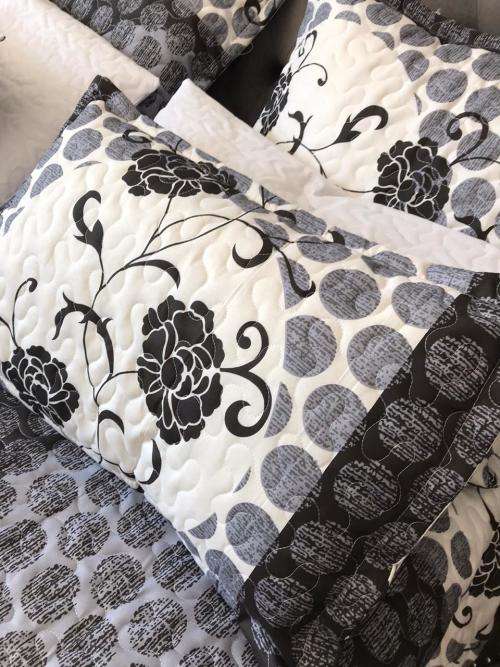 Clearance 5 Piece Quilt