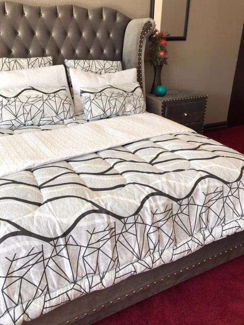 Clearance 5 Piece comforter