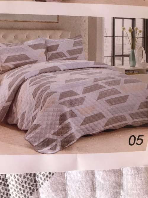 100% cotton material !!!Clearance 3 Piece KING Quilt Set