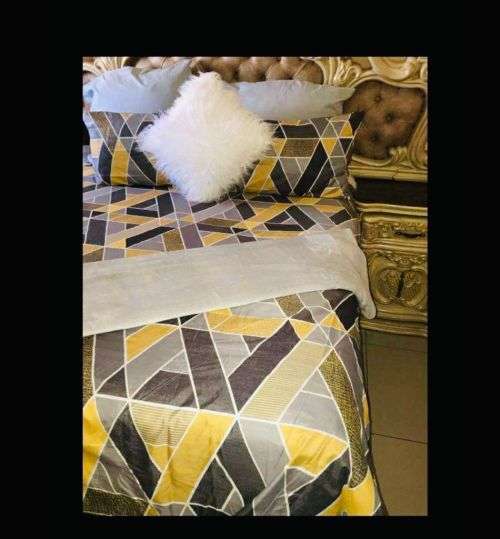 MAX Duvet Set - Available as Duvet set or Comforter