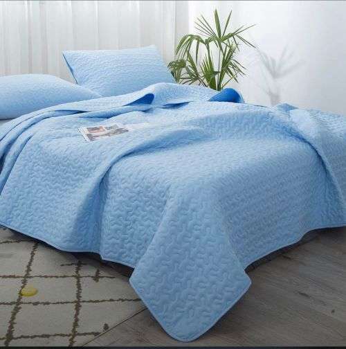 Christmas Special 5 piece Queen size Quilt ( Available colours, white, beige, brown, teal, grey)