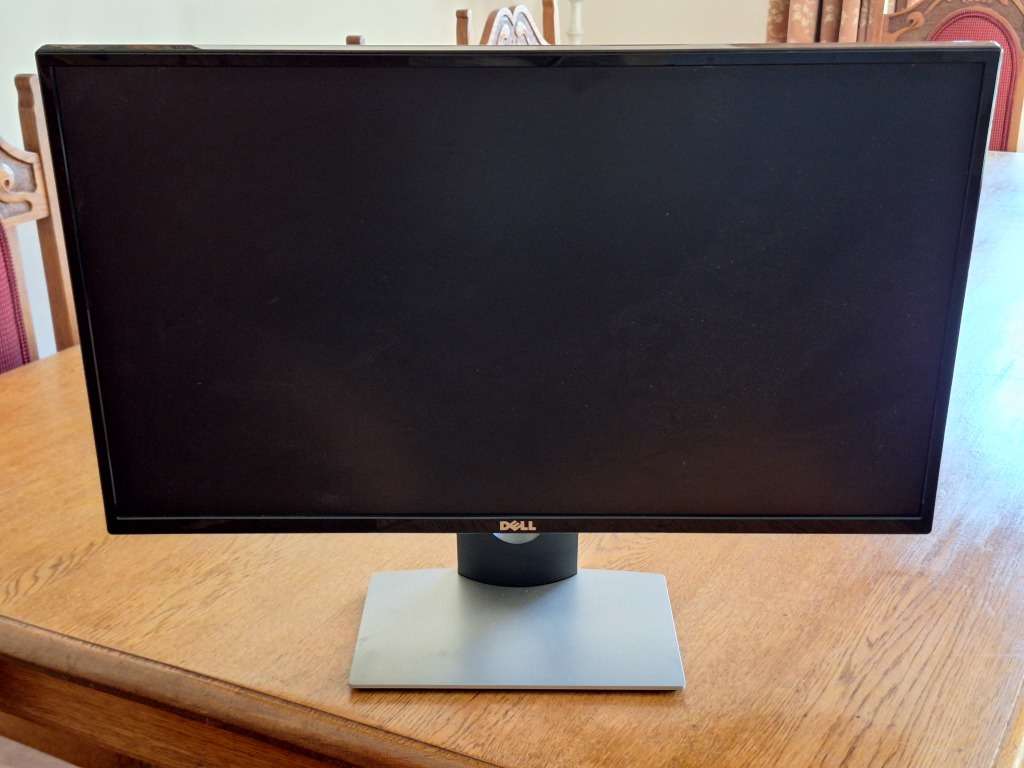 Dell SE2717H 27-inch Full HD IPS Monitor