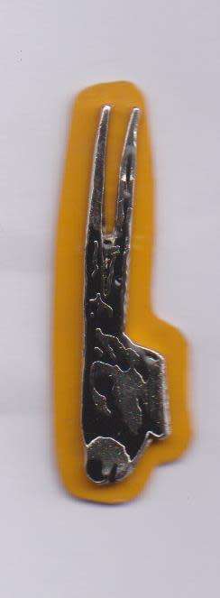 8 SAI Infantry badge 2 pins