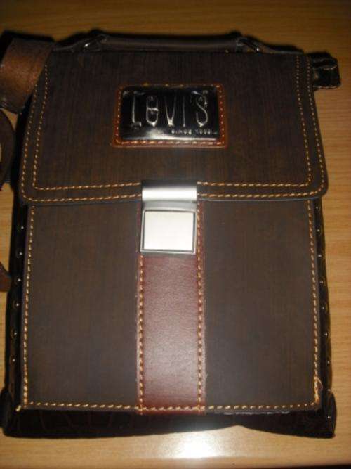 GENUINE LEATHER LEVIS HANDBAGS