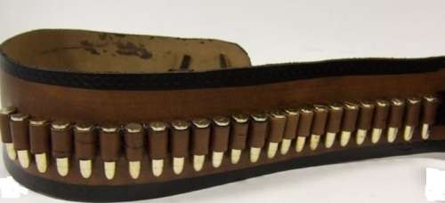 Revolver cowboy style leather holster+cartridge belt. Made in Spain            pistol