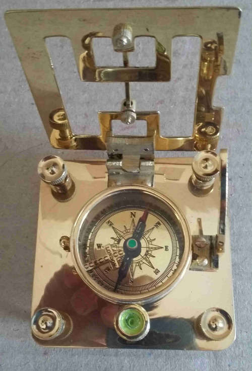 Nautical square sundial/compass in glass top rose wood box              nb3