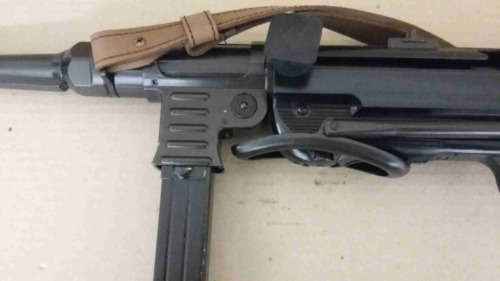 MP40 sub-machine gun, with leather belt. Non functional