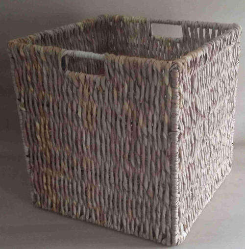 Fireplace. Logbasket square woven Ilala                          lr1