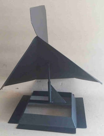 Rotating chimney cowl