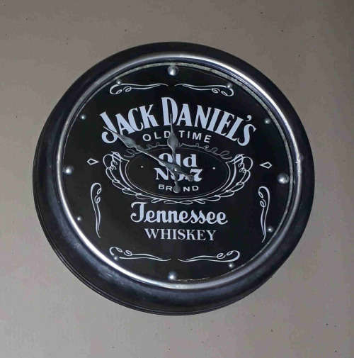 Jack Daniel`s illuminated clock. 40cm diameter.