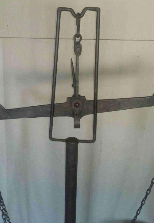 Vintage Iron scale. Really old
