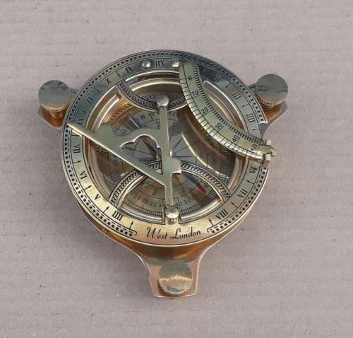 Sundial compass brass in solid rosewood and brass box