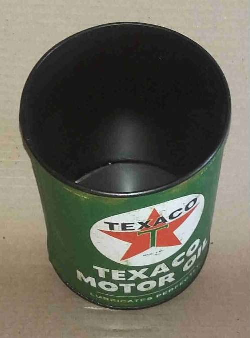 Texaco motor oil tin.