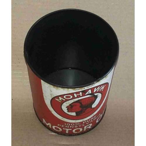 Mohawk motor oil tin.