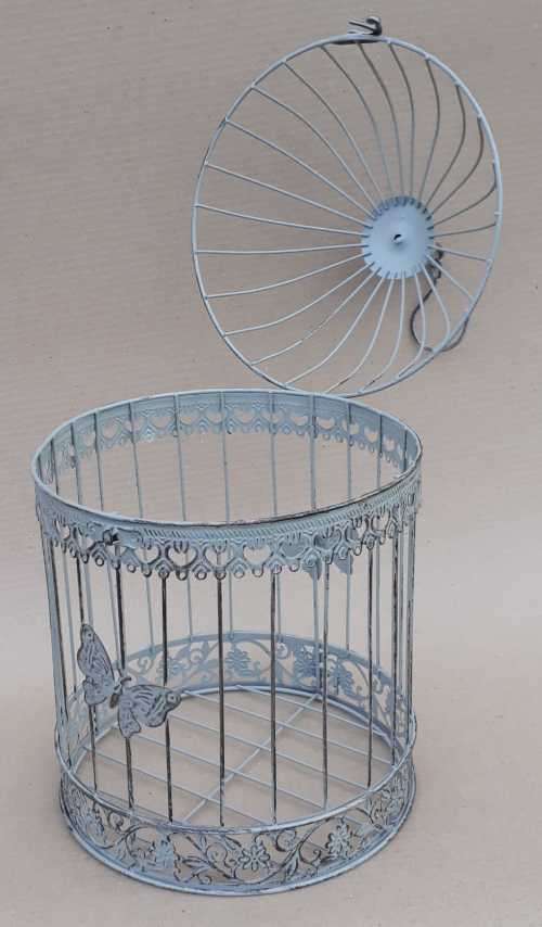 Garden. Hanging bird cage