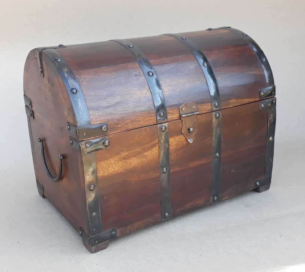 Hard wood chest