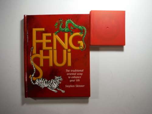Feng Shui (Includes Feng Shui Compass) - Stephen Skinner