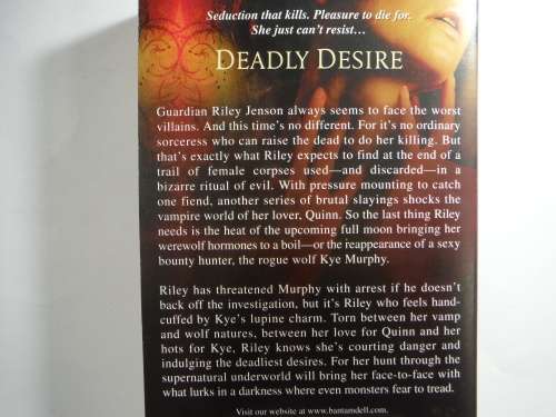 Deadly Desire - Keri Arthur (SOFTCOVER)