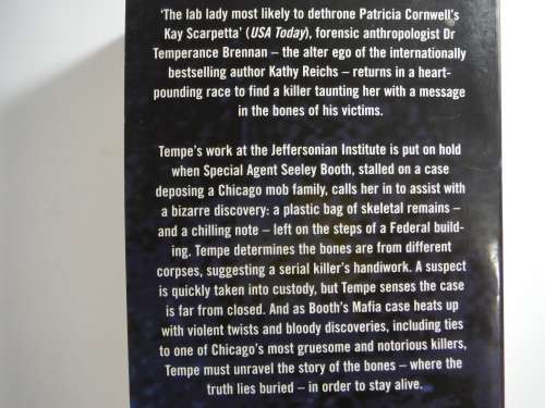 Bones Burried Deep - Max Allan Collins Ft the Character Created by Kathy Reichs ( TV Series BONES)