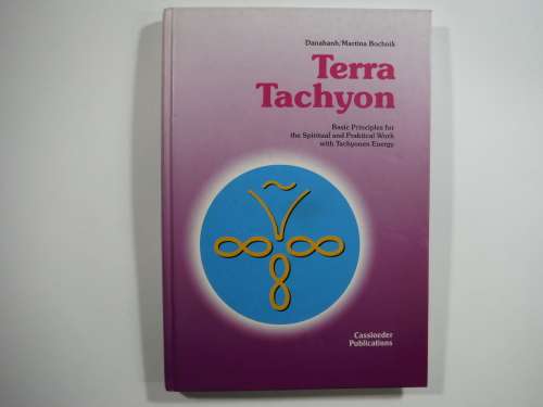 Terra Tachyon - Hardcover - Danahanh/ Martina Bochnik