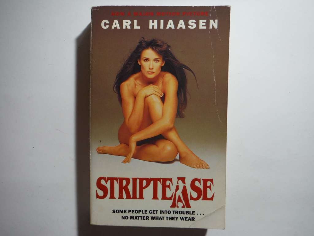 Striptease - Paperback - Carl Hiaasen