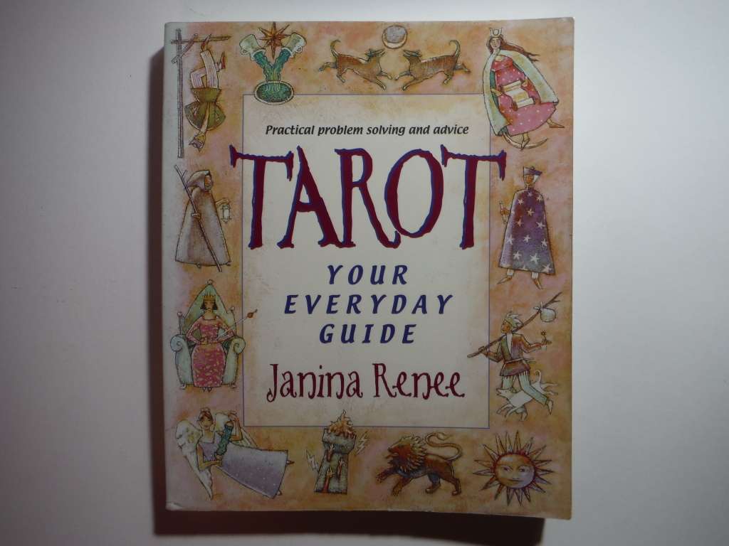 Tarot : Your Everyday Guide - Softcover - Janina Renee