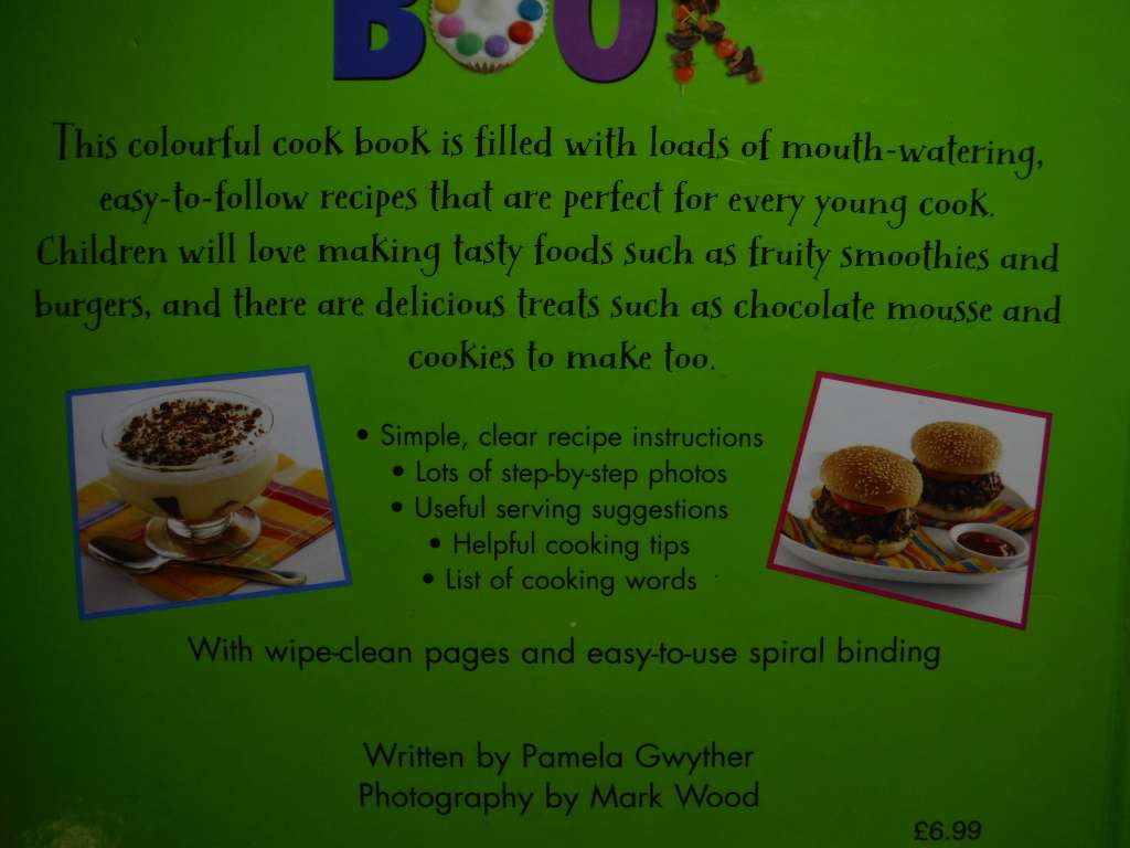 Kids` Cook Book - Hardcover - Pamela Gwyther