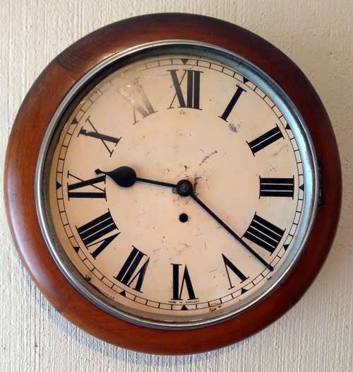 Station clock, working condition.