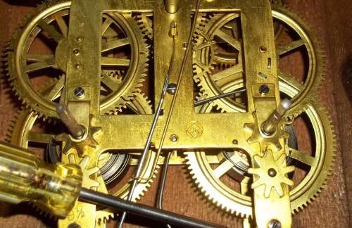 Beautifull Art Deco Seth Thomas wall clock.Working condition.