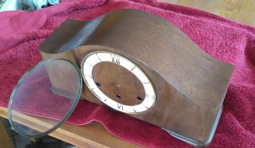 Kieninger mantel clock case with bezel, glass and face dial