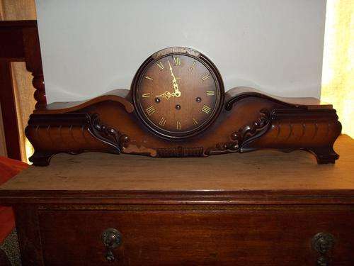 Lot of two HERMLE mantel clocks. Restoration project. Great value for money. See pics.